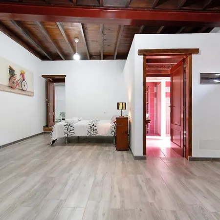 Holiday home Alma Vega de San Mateo